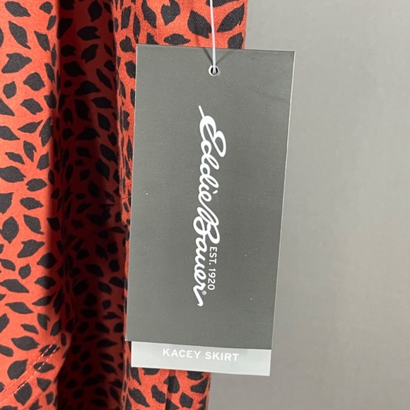 NEW Eddie Bauer Skirt Womens Large orange black Kacey animal circle outdoor - Picture 3 of 9